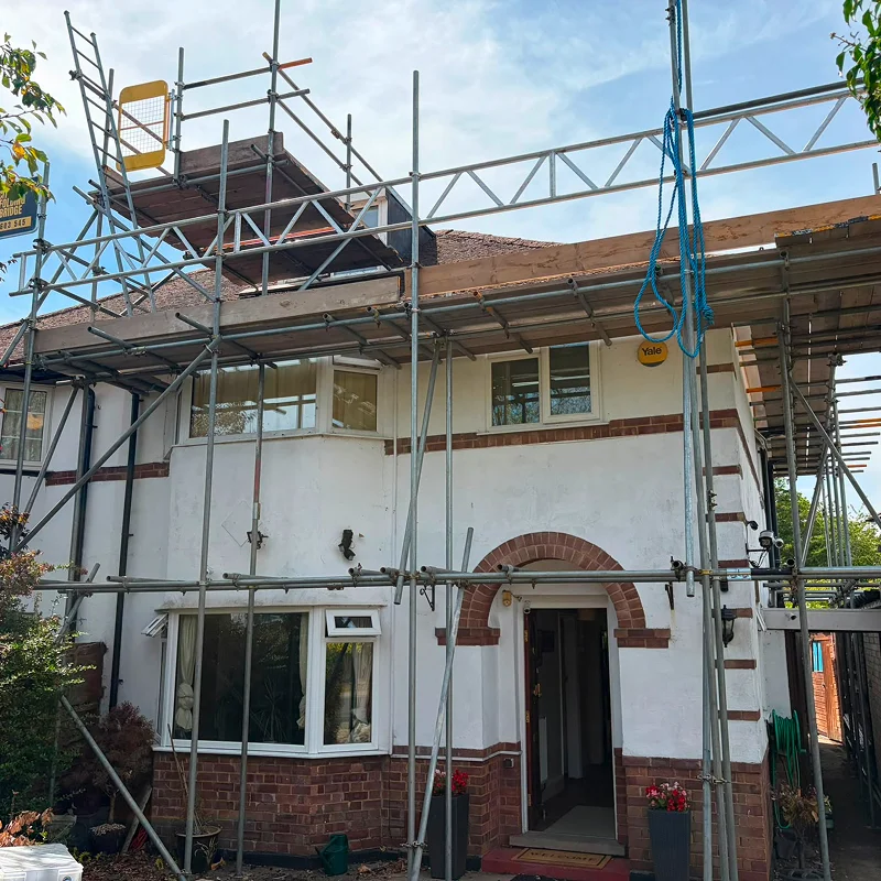 Scaffolding in Cambridge around a house (1)